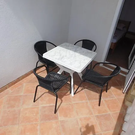 Apartamento In Privlaka Mit Terrasse Und Grill *